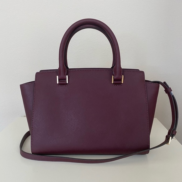 Michael Kors purse and wallet set